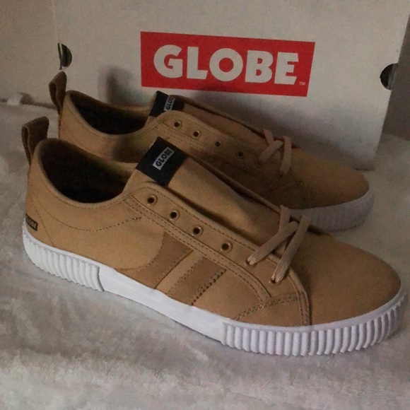 Globe shoes - Picture 3 of 8